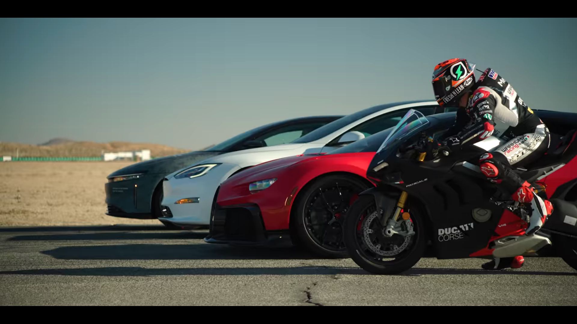 tesla-plaid-races-bugatti-chiron-new-lucid-air-sapphire-obliterates-them-both_10